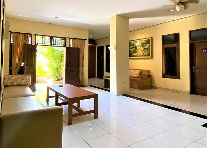 Mira Hotel 3*