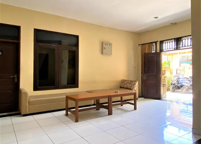 Mira Hotel 3*